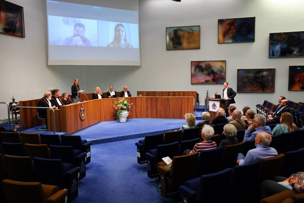 AEEB_RU (@ruaeeb) on Twitter photo Last Friday our colleague <a href="/TomNijman1/">Tom Nijman</a> successfully defended his PhD entitled "Methane Cycling in Shallow Lakes". During his journey, Tom was supervised by @a_veraart, <a href="/LeonLamers/">Leon PM Lamers</a> and <a href="/CUWelte/">Cornelia Welte</a>
Congratulations, Dr. Nijman!
#methane #shallowlakes #climatechange
©Theo Hafmans Last Friday our colleague <a href="/TomNijman1/">Tom Nijman</a> successfully defended his PhD entitled "Methane Cycling in Shallow Lakes". During his journey, Tom was supervised by @a_veraart, <a href="/LeonLamers/">Leon PM Lamers</a> and <a href="/CUWelte/">Cornelia Welte</a>
Congratulations, Dr. Nijman!
#methane #shallowlakes #climatechange
©Theo Hafmans