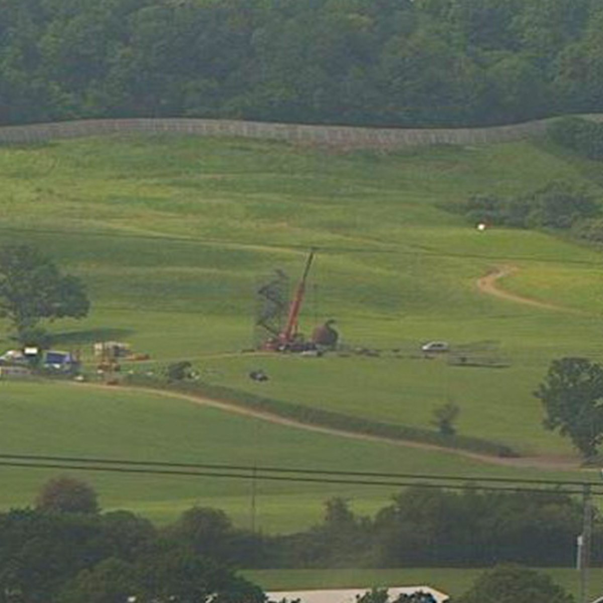 GlastoFestFeed's tweet photo. Ahoy there! π Prepare, to hoist up THAT HAT! ππ§’π
#Glastonbury2023 #RibbonTower #BuildProgress https://t.co/8anpho5d9d