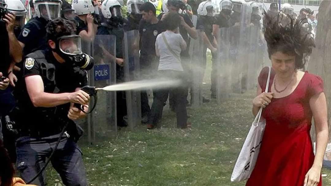 Selam olsun boyun eğmeyenlere, teslim olmayanlara.
#Gezi10Yaşında