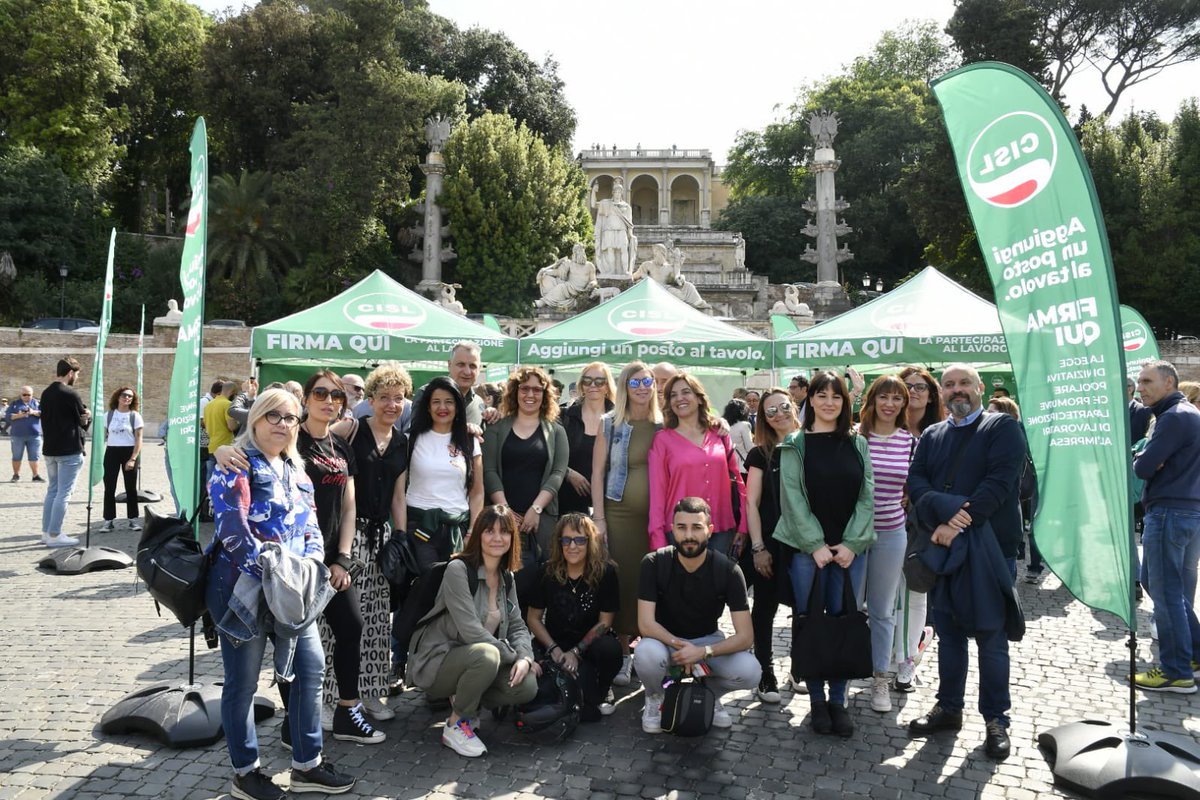 #Partecipazione #DemocraziaEconomica anche la #FisascatCisl in Piazza del Popolo a Roma all’avvio della campagna di raccolta firme sul Disegno di Legge di iniziativa popolare della #Cisl 
𝓛𝓪 𝓟𝓪𝓻𝓽𝓮𝓬𝓲𝓹𝓪𝔃𝓲𝓸𝓷𝓮 𝓪𝓵 𝓵𝓪𝓿𝓸𝓻𝓸 #unpostoaltavolo