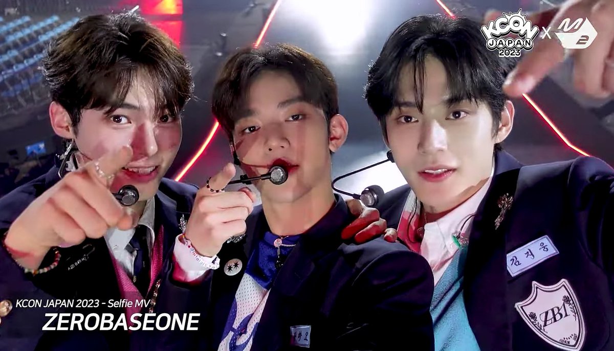 jiwoongfans's tweet photo. hyung line together A PICTURE THAT BUILT NATIONS, MOVED MOUNTAINS, STARTED WORLD PEACE https://t.co/w1ugVmXXBe