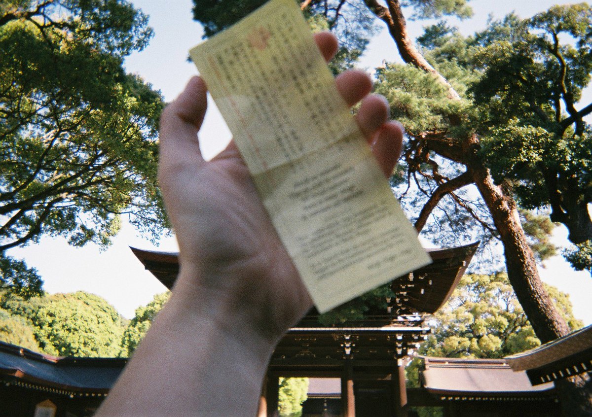 映画『aftersun／アフターサン』公式｜5.26～絶賛公開中🌅 on Twitter " ˖°˖ ˖° ˖°°˖ ˖° ˖° 初めての