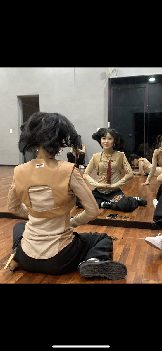 ㅋㅋㅋㅋ 스걸파때 …
양갈래 후 내 머리 너무 웃기다 …..