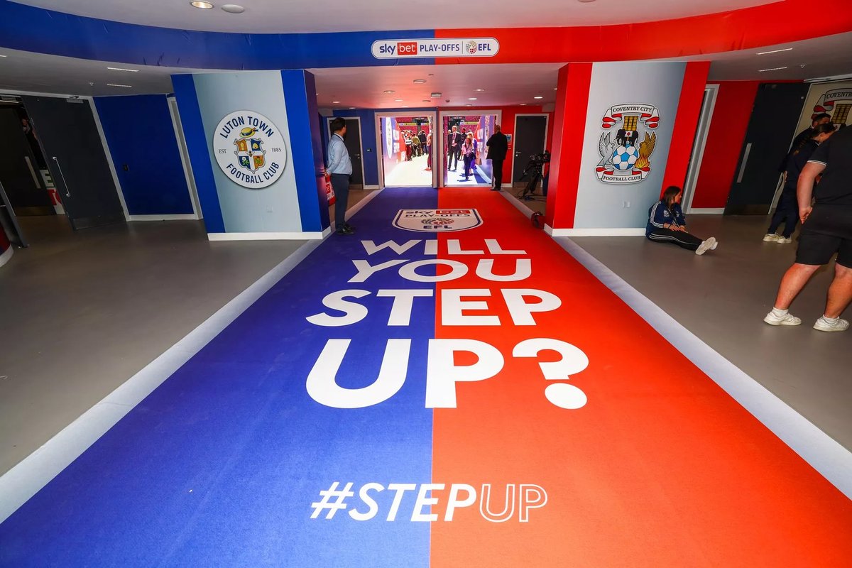 makeit_HD's tweet image. HD - Connecting BIG brands with BIG audiences at the iconic Wembley Stadium! Our 3D carpets offer even bigger impact on the BIG stage! What a weekend of football! ⚽🏆 ⬆  #makeitHD #teamHD #HDsports #sportsbranding #3Dsportsadvertising #football #EFLplayoffs #EFL #wembleystadium