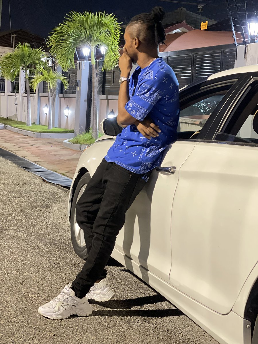 QwesiFlexMusic's tweet photo. Happy New Month fam🙏🏽❤️ May all your prayers be answered & don’t forget to stay lowkey💯🔐
#COLD
#ManInABoy
#FF2DU
Shatta Wale Mohammed Kudus Vodafone #unitedshowbiz Penalty https://t.co/9isCjZGCqd