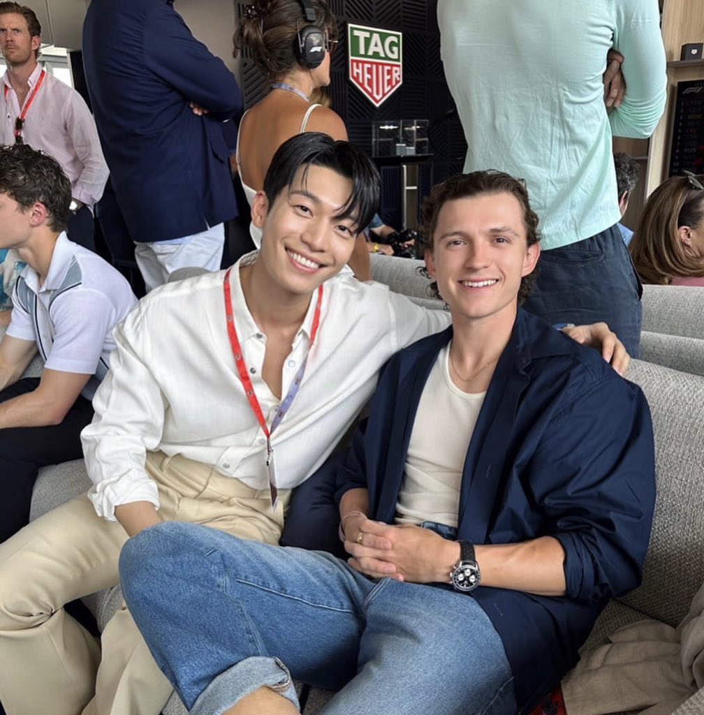 WI HAJOON’S INSTAGRAM POST UPDATE WITH TOM HOLLAND OMG