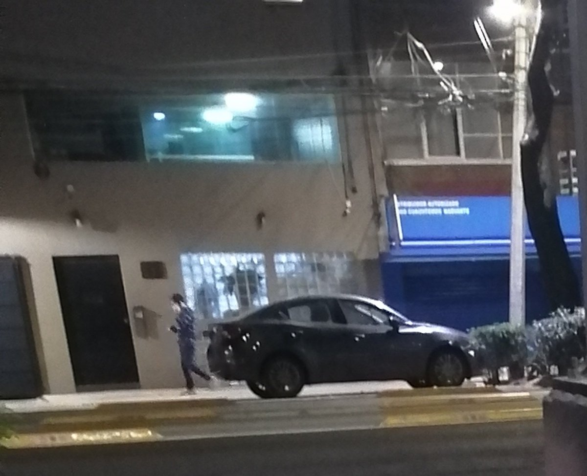 jimmyarq_'s tweet photo. Día 6.
Veamos cuántos días le toma a #TransitoGCDMX multar y retirar los 3 autos que diariamente se encuentran en #AvCuauhtemoc 834 sobre la banqueta
@OVIALCDMX
@UCS_GCDMX
#TransitoCDMX #OvialCDMX #ZonaVial4 #CDMX #Narvarte #AlcaldiaBJ
@Peaton_no @peatoncitoCDMX @GeneralPeaton https://t.co/wxj3bNdoEa