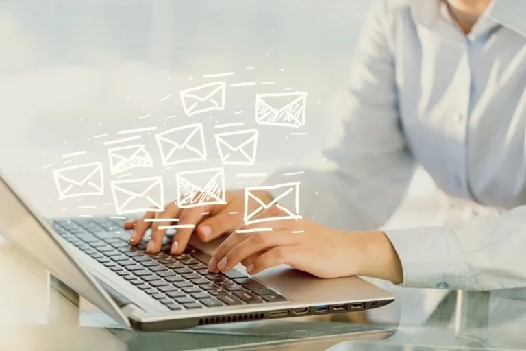 supsew's tweet photo. We are excited to announce that we are switching to a centralized inbox to improve our customer service experience. This new system will allow us to better manage and track your inquiries, resulting in faster and more efficient responses. https://t.co/cO1kSd5cKj https://t.co/ouK1wBxbzO