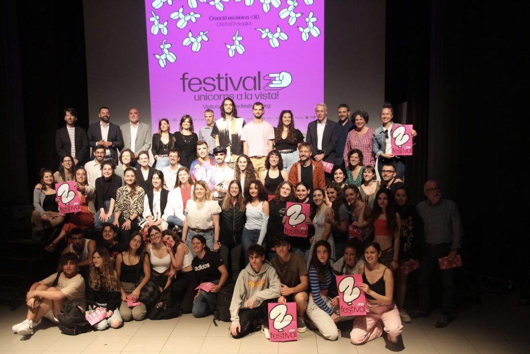 📣Avui s'ha presentat en roda de premsa la programació del @festivalzeta per a creadors escènics menors de 30 anys

📌a #Girona i #Salt del 6 al 9 de juliol

Consulta la programació a 📲 festivalz.org

#ViuSalt