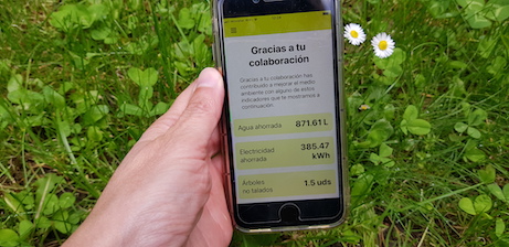 PaisajeLimpio's tweet photo. Quieres saber cómo contribuyes con el #medioambiente cuando retiras #Basuraleza? 🤔Pues #eLitter📲 te lo dice... @PaisajeLimpio @Vertidos_Cero con la colaboración del #ProyectoLibera hemos desarrollado una calculadora que te informa de tus aportaciones ➡️https://t.co/qdhndCk5Xe https://t.co/ByZ52dFHSi