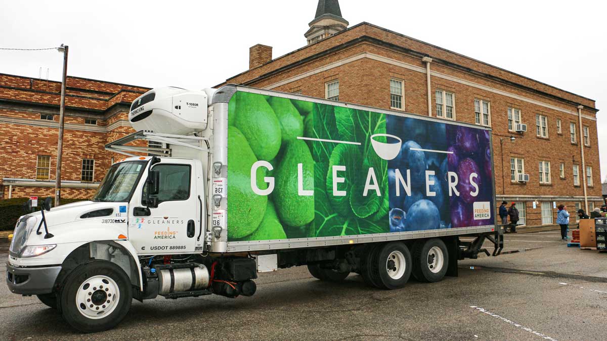 NorthShadeland's tweet image. We are so grateful to partner this summer with Gleaners Food Bank of Indiana Inc. and Castleton United Methodist Church to bring a Mobile Food Bank to 75th and Shadeland.