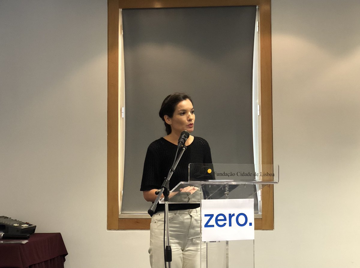 ambiente_pt's tweet photo. A #SEEnC, Ana Fontoura Gouveia, esteve na abertura do debate "Última chamada para a implementação da Lei de Bases do Clima", organizado pela ZERO. Salientou que as disposições da LBC convocam poder central, local e sociedade. E reiterou componente de transição energética na LBC. https://t.co/L1DOjj7KdM