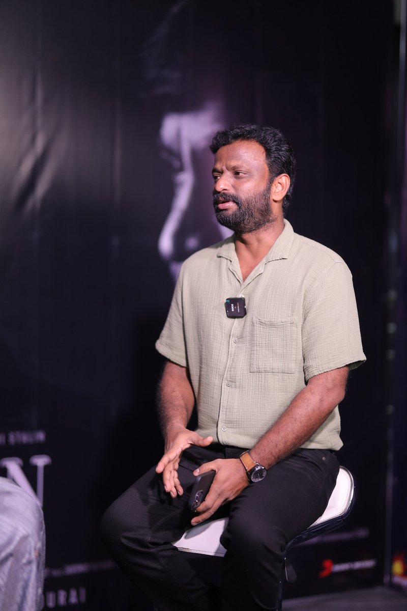 RedGiantMovies_'s tweet photo. #MaamannanLiveConcert - the quadrant of directors here at the event!

@beemji @ARMurugadoss @DirectorMysskin @pandiraj_dir

#MAAMANNAN @mari_selvaraj @Udhaystalin @arrahman #Vadivelu @KeerthyOfficial #FahadhFaasil @RedGiantMovies_ @thenieswar @editorselva @dhilipaction @MShenbagamoort3 @kabilanchelliah @kalaignartv_off @SonyMusicSouth @NetflixIndia @teamaimpr
