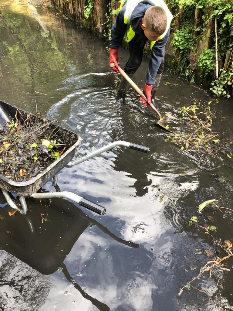 SkillMillDurham's tweet photo. Durham Skill Mill busy at Peterlee Dene Park improving #community #outdoorfun #garden #water and the #environnement @The_Skill_Mill in #Durham https://t.co/AGDAtiDpRV