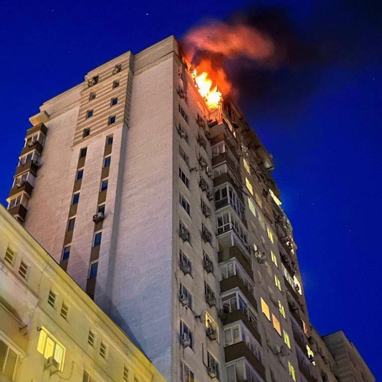 Russia fired more than 560 missiles and kamikaze drones at Ukraine during May.
• 400+ drones; 160+ missiles; 20 night shelling; 300 drones
• more than a hundred missiles
At least two children were killed. 
Please join us by volunteering, or donating at 
zurl.co/rNVk