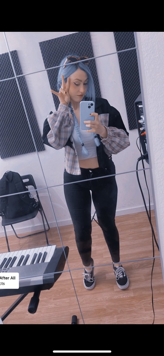 He vuelto 🌸🤍 Pronto notisiass frescasss