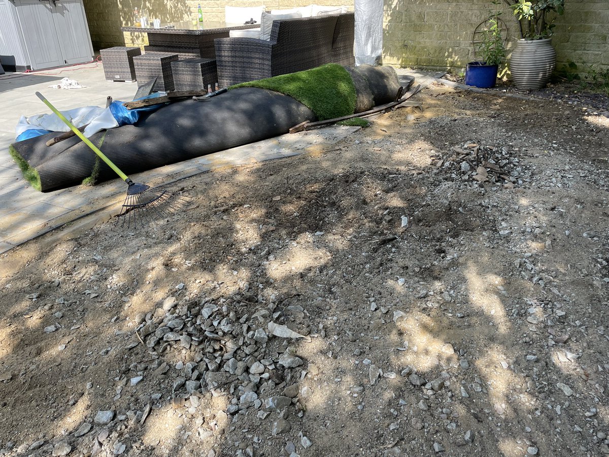 Finally lost my patience with the evil artificial lawn that was in situ when I moved in a few years ago. Hated it with a passion on every level. Though given the hardcore horror beneath it, definitely bitten off much more than I thought I was chewing on a few days off…