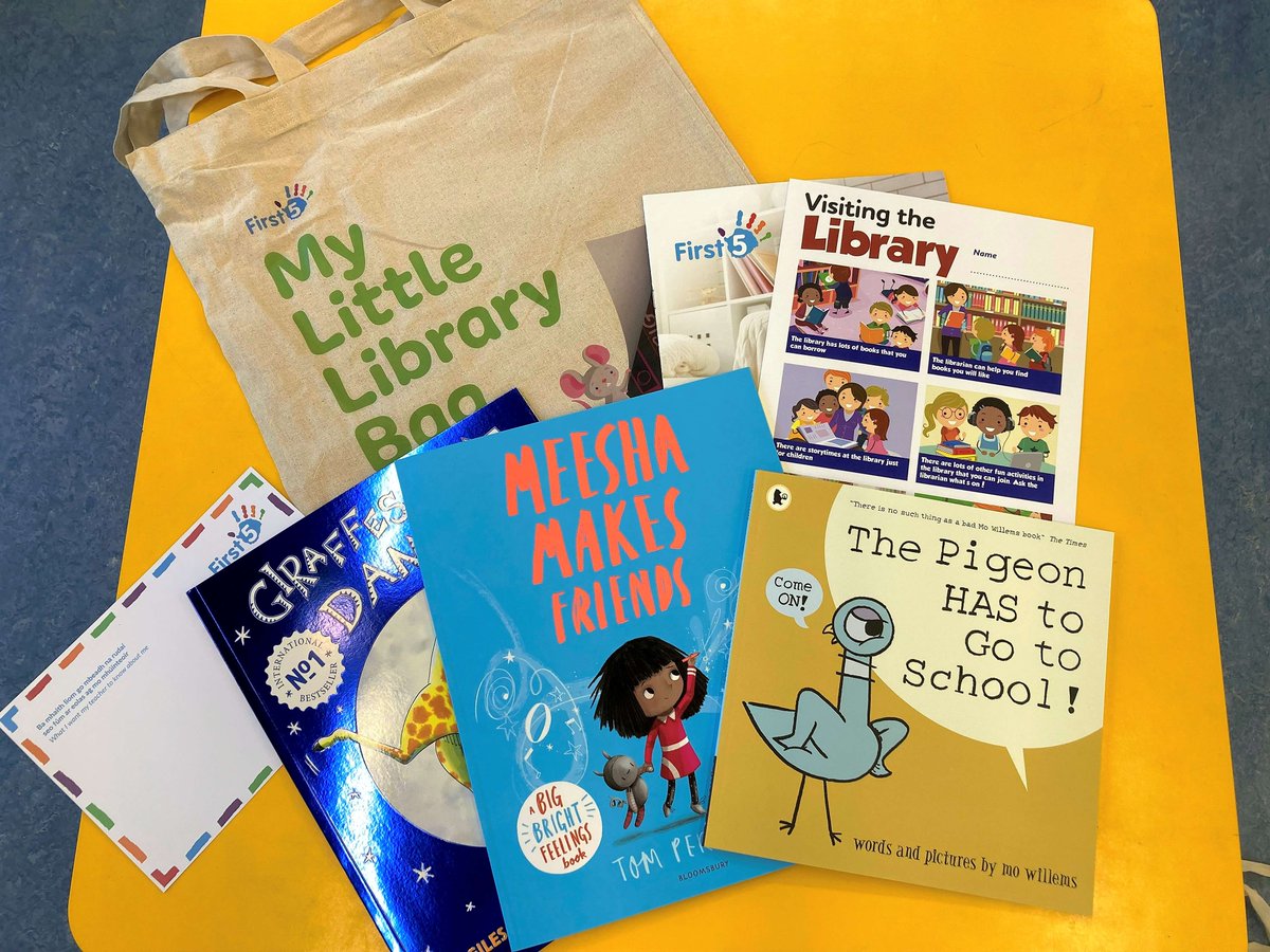 corkcitylibrary's tweet photo. Do you have a little one starting primary school in September?
We have a FREE Little Library Bag for all new junior infant pupils. Call into your local branch of Cork City Libraries to collect your bag.📚
Book bags are available in Irish and English.
#FirstFive #LittleLibraryBag https://t.co/0hvPGfmkDf