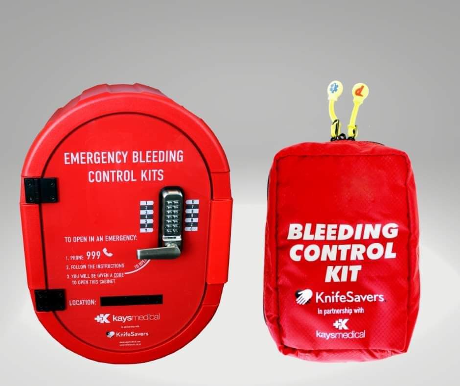 Knifesaversuk's tweet photo. KnifeSavers can now distribute bleeding control cabinets across our region, following years of hard work by our amazing team 👏 

As a local not for profit, we need help funding our campaign!

Please get in touch 👉

management@knifesavers.co.uk 

https://t.co/OKVummj5FV https://t.co/ko1e9PkeJy