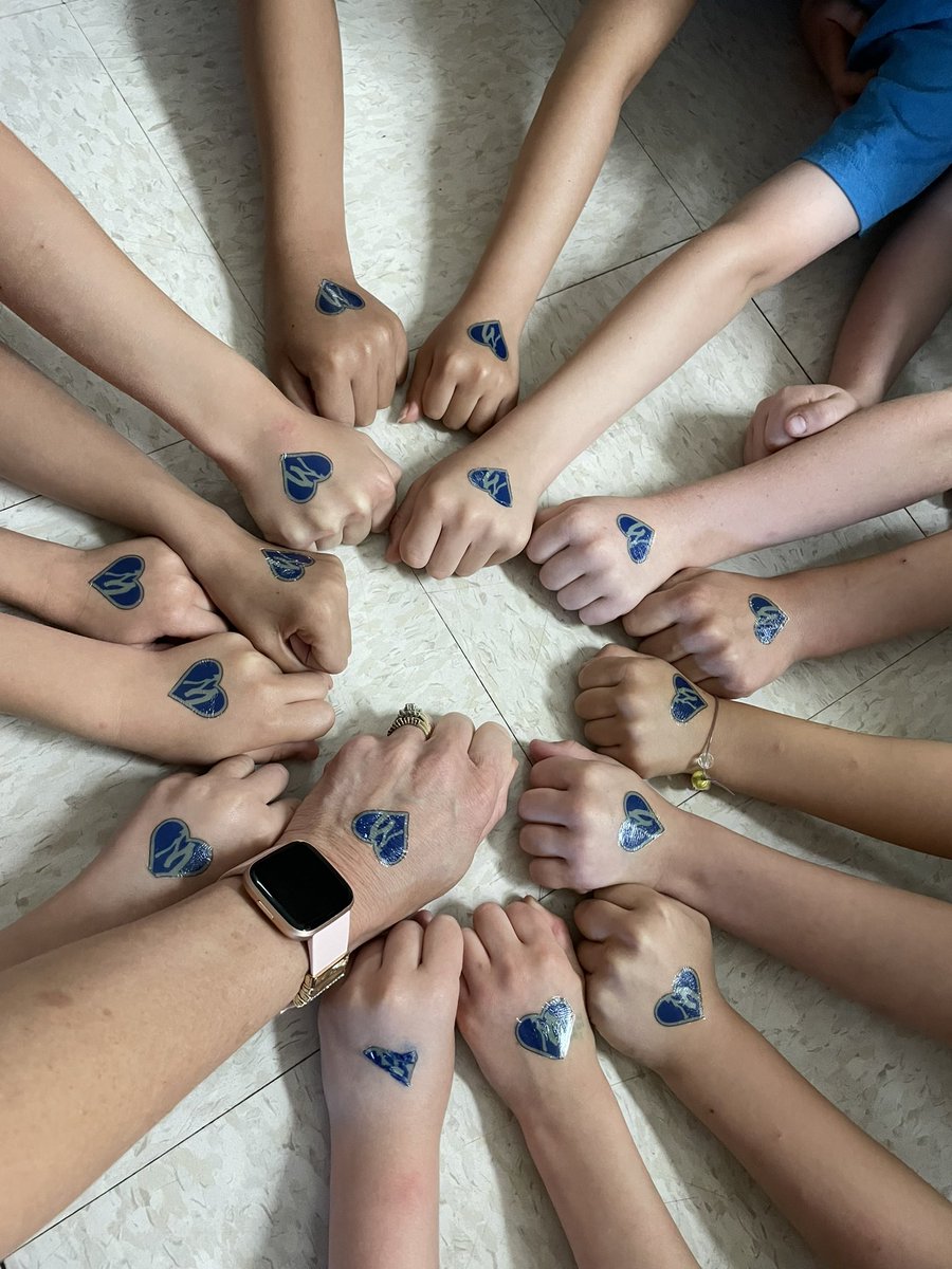 #mightymaren <a href="/PrairieSouth/">Prairie South</a> <a href="/sunningdaleMJ/">Sunningdale Elementary School</a> 💙