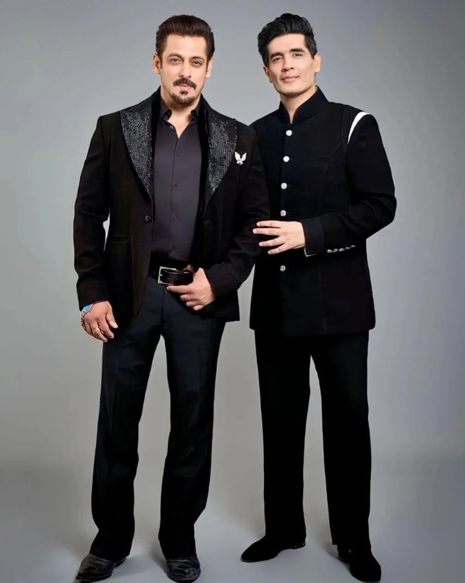 🖤❤️🖤 The Men In Black 
SALMAN KHAN AND MANISH MALHOTRA 
@BeingSalmanKhan 
@ManishMalhotra 
Love Salman khan forever 🫶