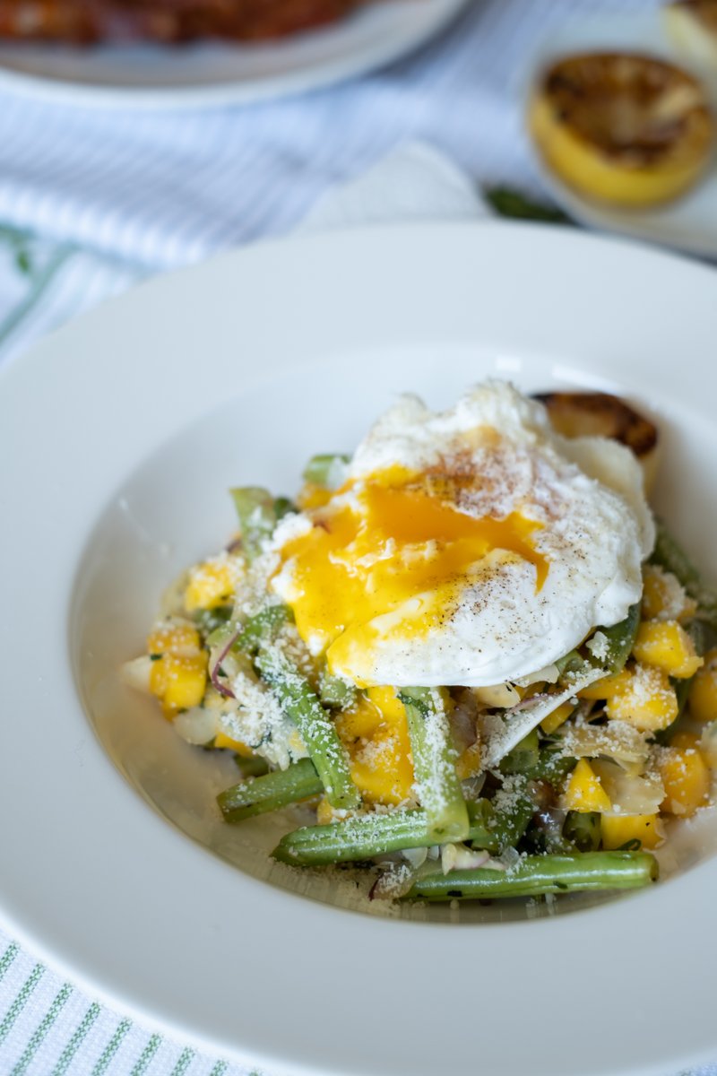 New week, new recipe for my #tribe & #FoodieFanClub on #Patreon!

In the mood for a fresh salad for lunch? I got the #recipe for you with this green beans, mint & mango salad topped with a poached egg and some Parmigiano Reggiano.

#Yum #SummerRecipe #Salads #SweetAndSavoury
