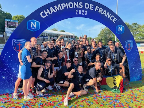 guyader_froid's tweet photo. L'@USConcarneau brise tous les obstacles et accède à la @Ligue2 !
En tant que partenaire engagé, nous sommes ravis de faire partie de cette aventure extraordinaire.
Continuons d'écrire l’histoire ensemble!
Allez l'US CONCARNEAU ! Bleu passion Rouge émotion https://t.co/vIN7F3q6SF