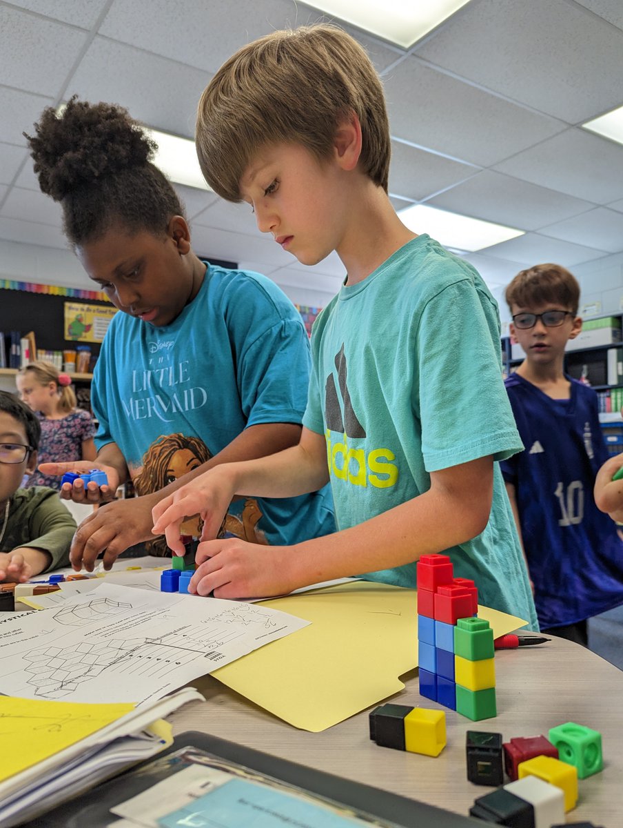 How many cubes?  In our last #AthenianSecret challenge, 3rd graders learned that building a model can be an important problem solving strategy! <a href="/SPES_Eagles/">Springwoods ES</a> @PWCSGiftedEd