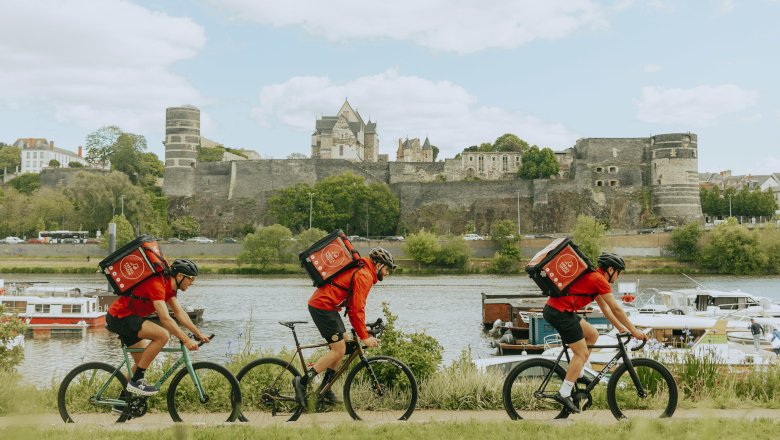 L’angevin Frères Toque poursuit son développement en France

angers.villactu.fr/langevin-frere…

#Angers #frèrestoque #livraisonrepas <a href="/ADECC_reseau/">ADECC</a> <a href="/FreresToque/">Frères Toque</a>