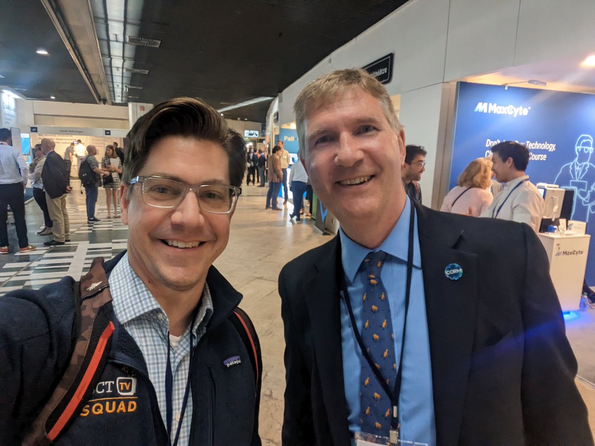 Couldn't throw this one back (because I couldn't find the original 😬) but crossed paths with #isct2022 co-chair  @Biosurgerysven who was leisurely strolling through the #isct2023 exhibit hall and happy to stop for a selfie.