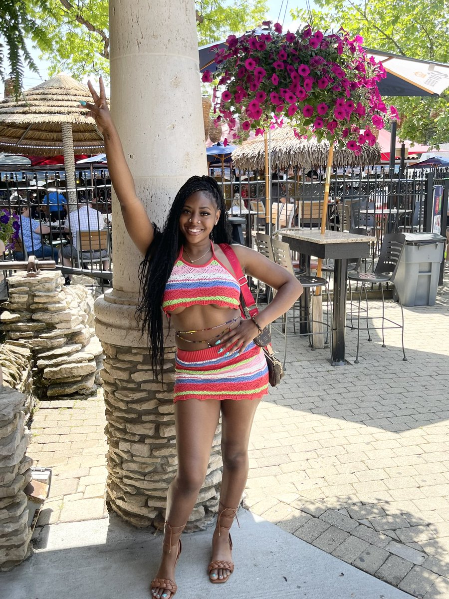 bellissimaa_'s tweet image. Thank you to everyone that wished me a happy birthday yesterday 🥰🥳 #Chapter26 📖🤎🤍💕 going for everything I deserve! Done playing #BigGem #Gemini #may31st 🤎#nofilter #nomakeup #brownskingirls