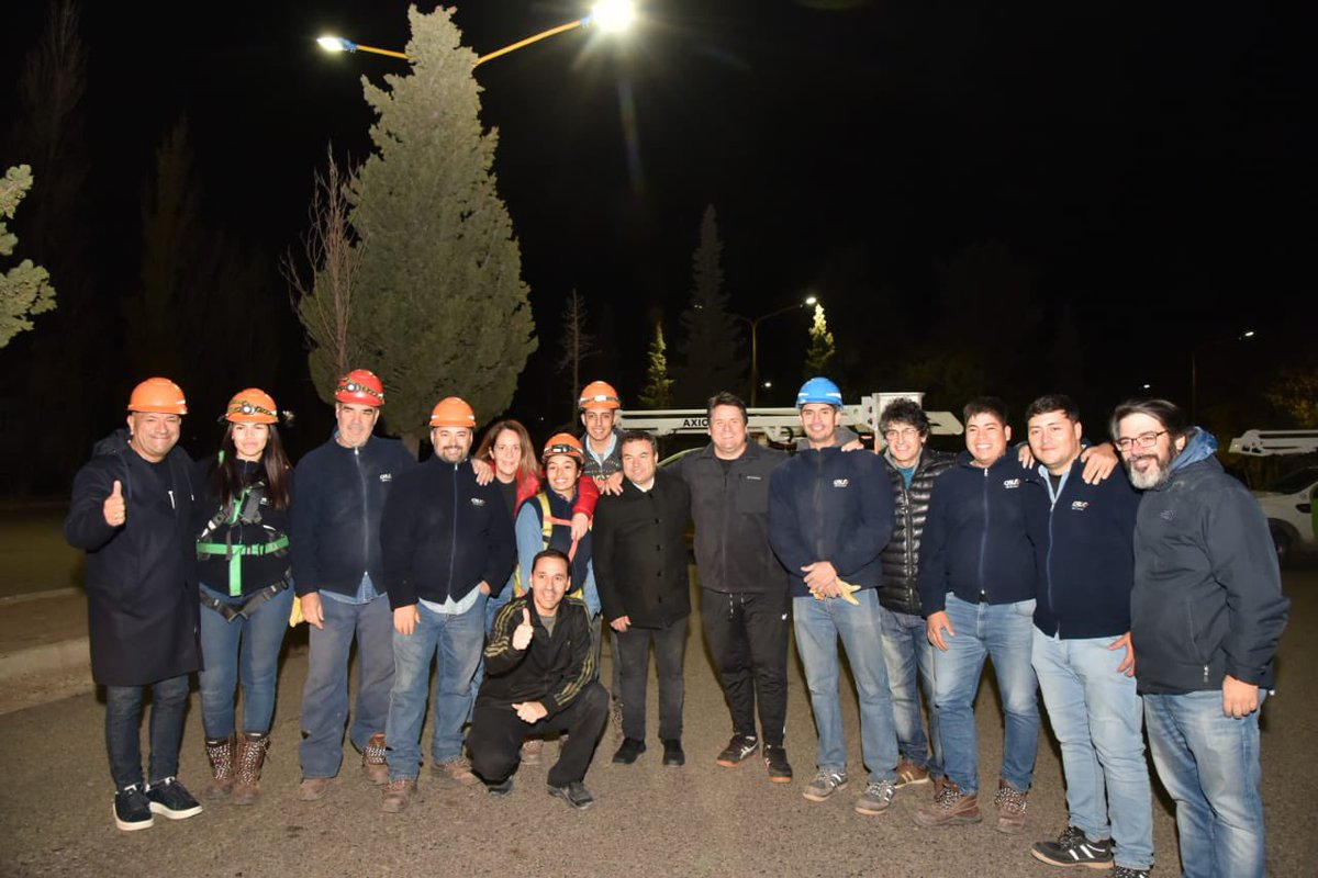 Iluminamos la Universidad Nacional del Comahue ✨ <a href="/CalfNeuquen/">CALFNeuquen</a> 

#calf #calfconvos #unco #led