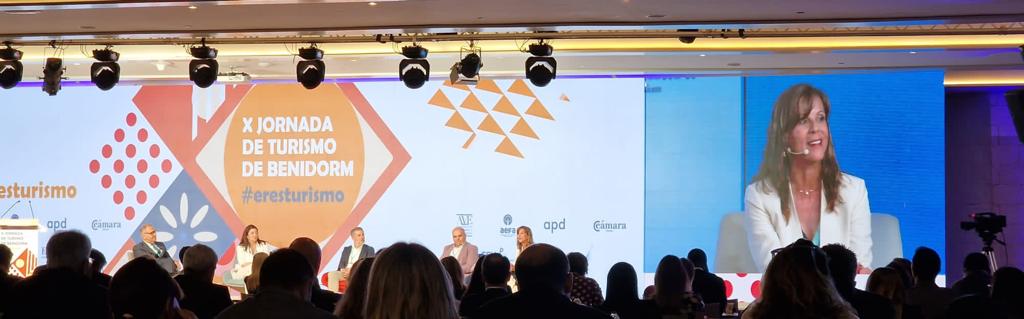 Ponente en la #10JornadaTurismo Maite Marín afirma "Cada vez son más las familias internacionales que confían en la educación de Mas Camarena, único colegio de España con los 4 Programas en activo del Bachillerato Internacional." 
#eresturismo #AVEmpresarios 
<a href="/iborganization/">International Baccalaureate</a>