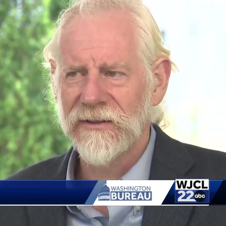 Both <a href="/WJCLNews/">WJCL News</a> and the <a href="/nytimes/">The New York Times</a> recently interviewed PIJIP Faculty Director <a href="/MikeCarroll_US/">Michael Carroll</a> about recent <a href="/USSupremeCourt/">SCOTUS Updates</a> cases.  

He discussed how Twitter v Taamneh will impact internet freedom &amp; how Warhol v Goldsmith will impact  the art world

ow.ly/Kmqq50OBXsj