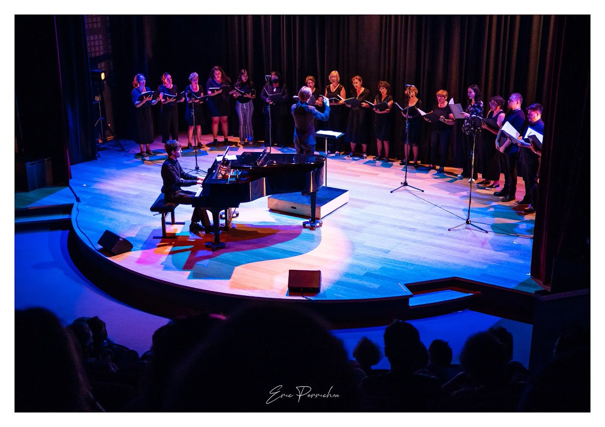 Univ_St_Etienne's tweet photo. Concerts, DJ sets, spectacles de danse, théâtre, humour, espaces buvette... Vivez un vrai festival gratuit en plein cœur de Sainté pour fêter la fin de l’année 🎊 Le Fest’U, c’est la semaine prochaine, du 6 au 9 juin : on vous attend 👐
#festu #festu2023 #festival #étudiants https://t.co/CrZG9ppBVx