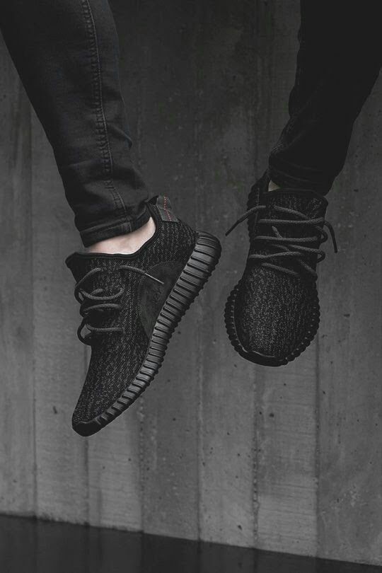 JustFreshKicks tweet media