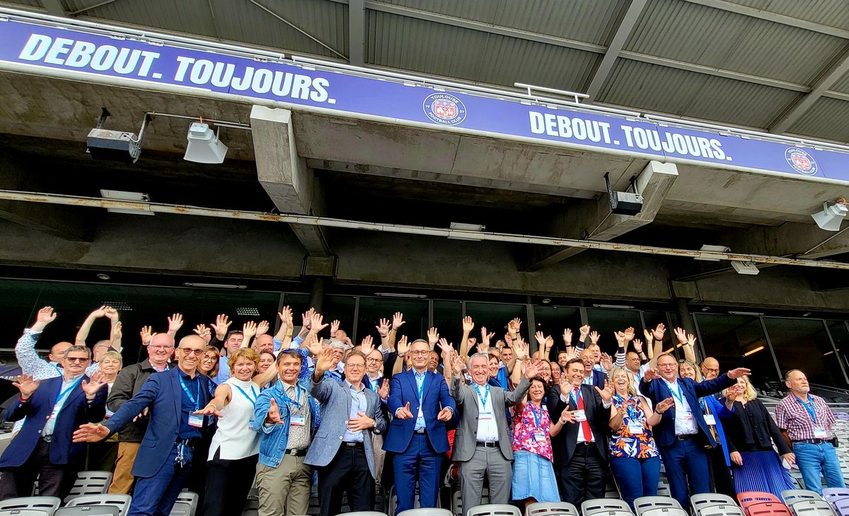 LA JOURNÉE DES DÉLÉGUÉS | Après la plénière, nos délégués ont été invités à participer à des ateliers pedago-ludiques : prévention, social, réforme PSC et e-notorieté...et pour finir, une visite privée du stadium de Toulouse...Avancer ensemble et debout !  
#mutuelle #pompiers