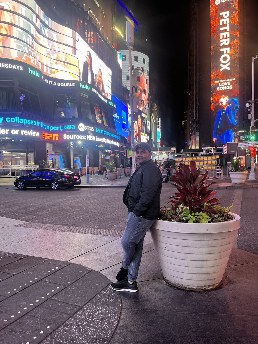 VenuYeldandi9's tweet photo. New York Nagara veedhullo…

#NewYork #timesqre #goodwibes https://t.co/dmDhL0pis6