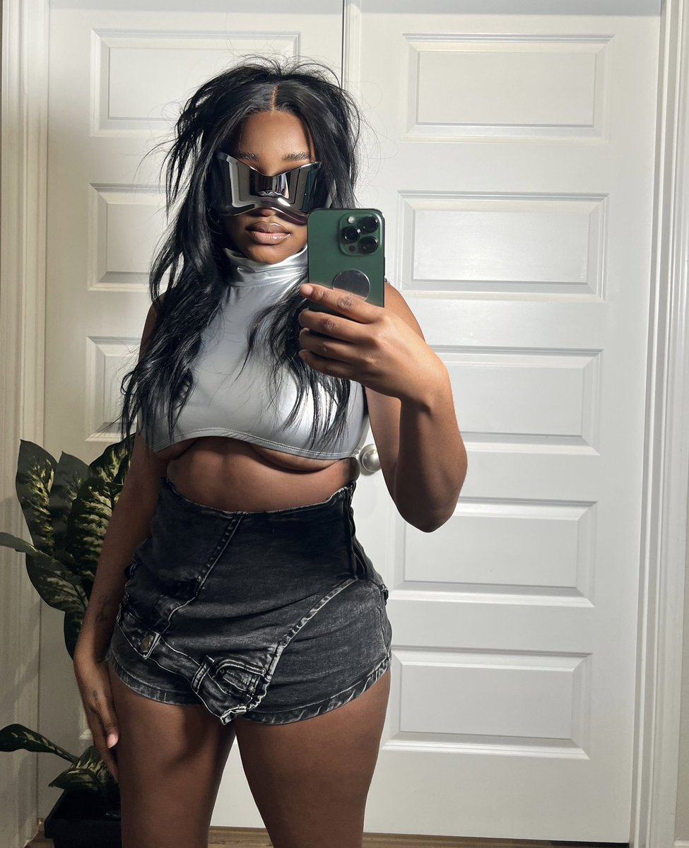 Snootybby's tweet photo. New Inventory Available ❤️‍🔥
Located inside of @SnootyHair | @shopambitchous 

Follow us on https://t.co/Ub3ti9jWZb 

📌 3013 Fountain View Dr. Suite E. Houston, TX 77057 https://t.co/0ThOEYwn8t