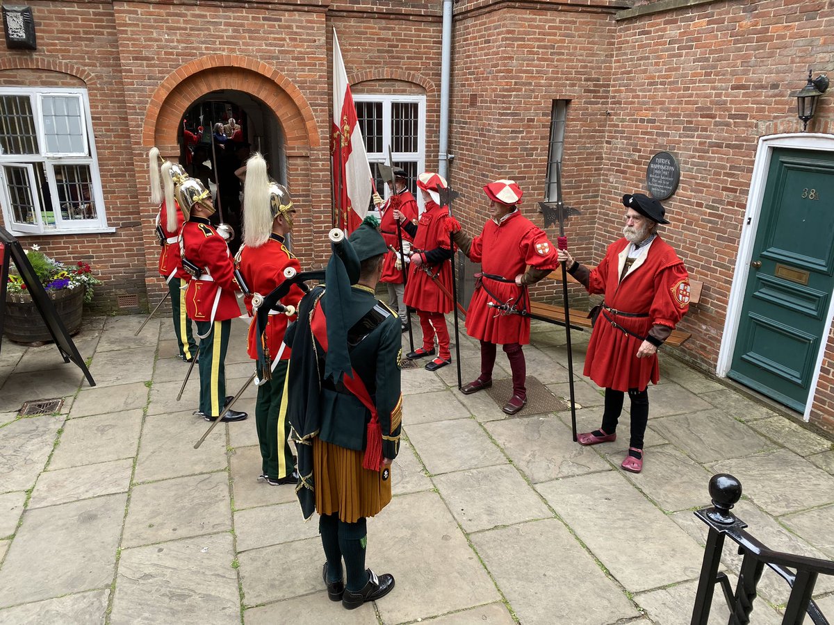 Great to be supporting the @Soldierscharity Big curry Lunch in the City of York. Lots of money raised for a great cause. Honoured to welcome @andrewC_Marsden   @LL_North_Yorks @HighSheriffSY @highsheriffs