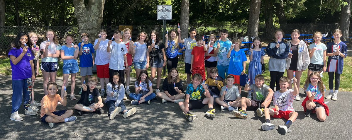Amanda Agresti (@amandaagresti1) on Twitter photo Celebrating O Day of our ABC Countdown with some outside time and some outstanding ice pops! #RPFamily <a href="/Ms_Susino11/">Nicole Susino</a> <a href="/ReneeKaraban/">Renee Karaban</a> <a href="/Miss_Sullivan23/">Miss Sullivan</a> @Ms_Brunt @RPPrincipal Celebrating O Day of our ABC Countdown with some outside time and some outstanding ice pops! #RPFamily <a href="/Ms_Susino11/">Nicole Susino</a> <a href="/ReneeKaraban/">Renee Karaban</a> <a href="/Miss_Sullivan23/">Miss Sullivan</a> @Ms_Brunt @RPPrincipal