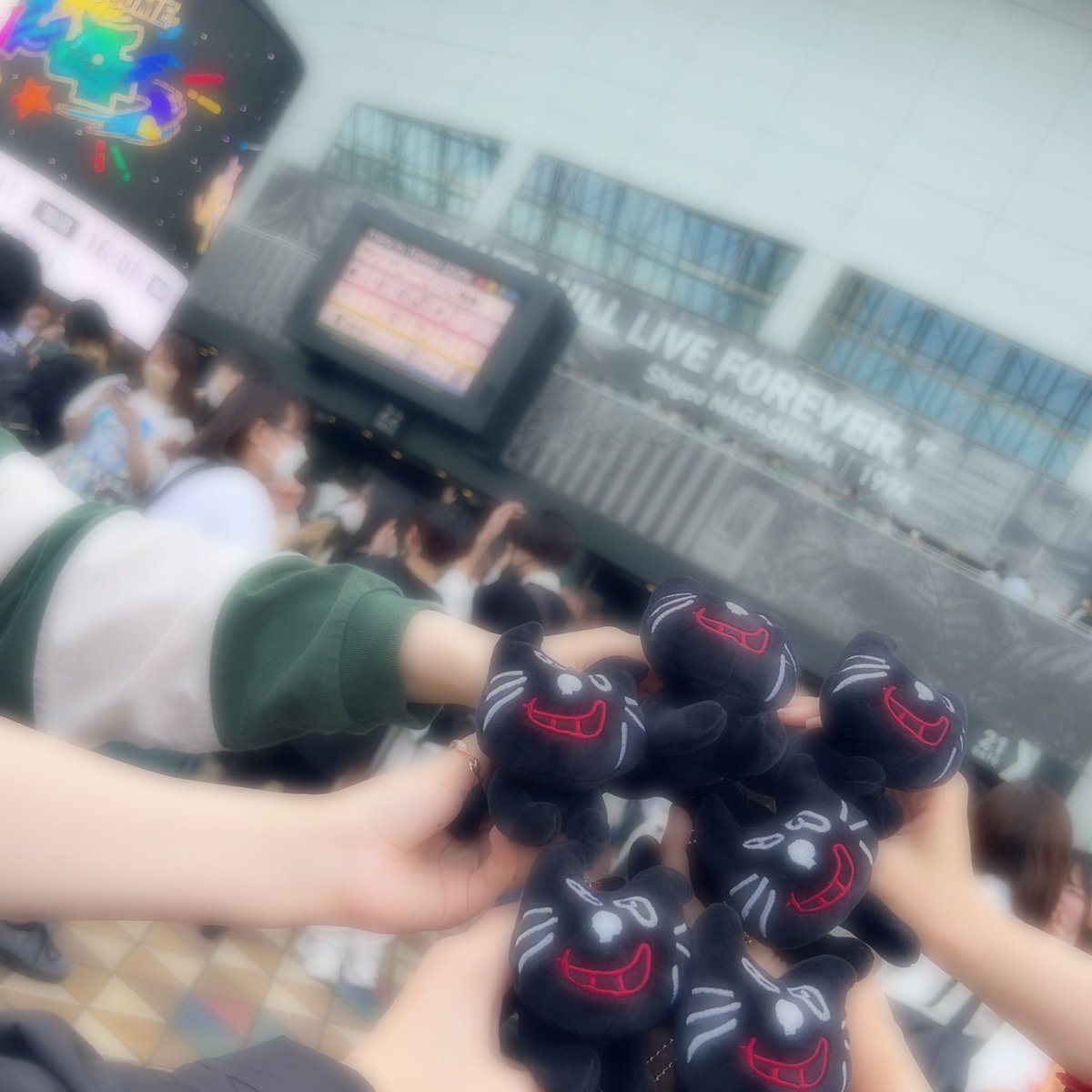 mk525n's tweet photo. ぼっち心配だったけど、すっごく楽しい思い出になりましたありがとう❣️
銀テも取れて本当に満足☺️
#TOP4
#TOP4INTOKYODOME 
#TOP4TOKYODOME https://t.co/nUwJGxdlp5
