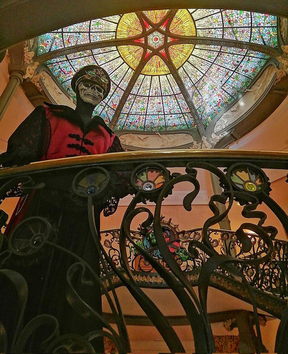 Learning about Spanish rock bands in the Art Nouveau Palacio de Longoria. That's a first!

#visitmadrid #madrid_best_photo #rockmusic #heapoffacts #artnouveau #madridcity