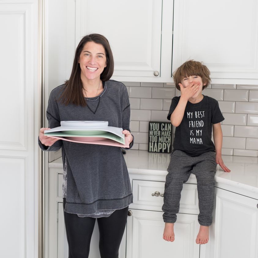 ezpzfun's tweet photo. Happy Mats make it easy to stack and serve multiple kiddos at once! We love a good two for one. Did you know this was the first ezpz product ever?? #ezpzfun #myezpzmat
https://t.co/piB36y7E4J https://t.co/OI9ATihRli