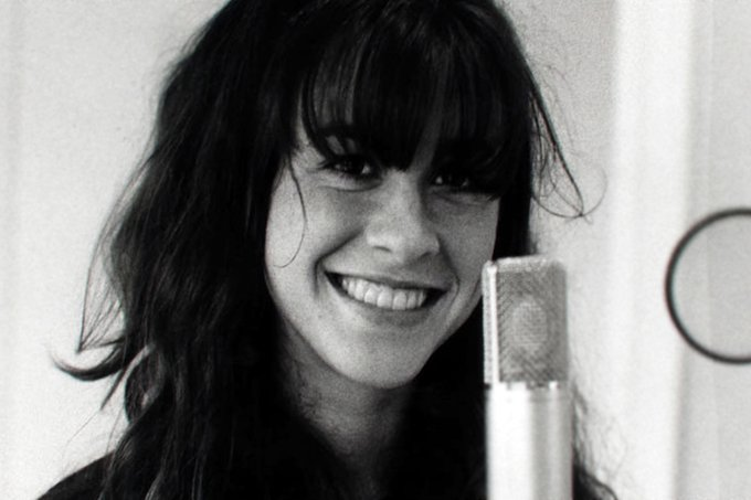 HAPPY 49th BIRTHDAY, ALANIS MORISSETTE! What\s her best song? 