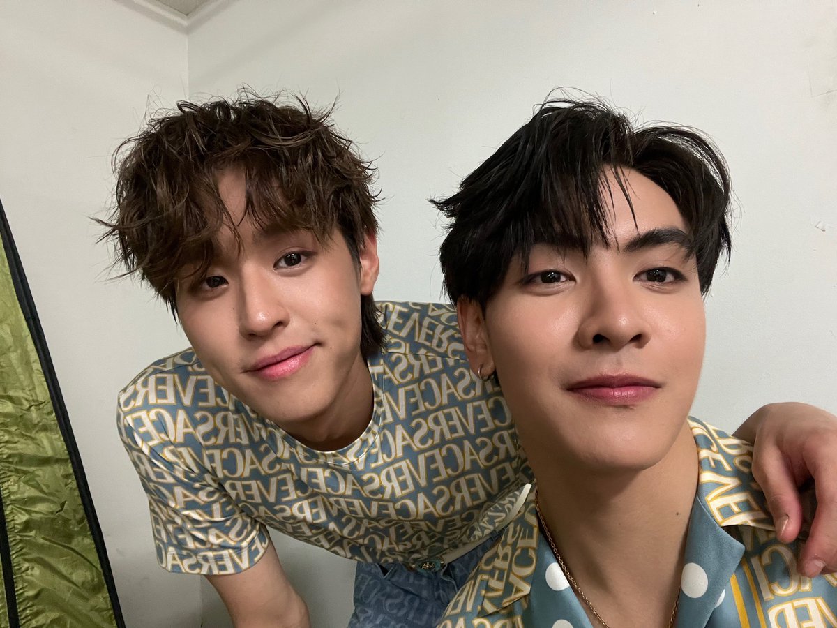 ChenRcj's tweet photo. ได้เจอพี่บิวกิ้นเเล้วววว https://t.co/FfaiDGcnmk