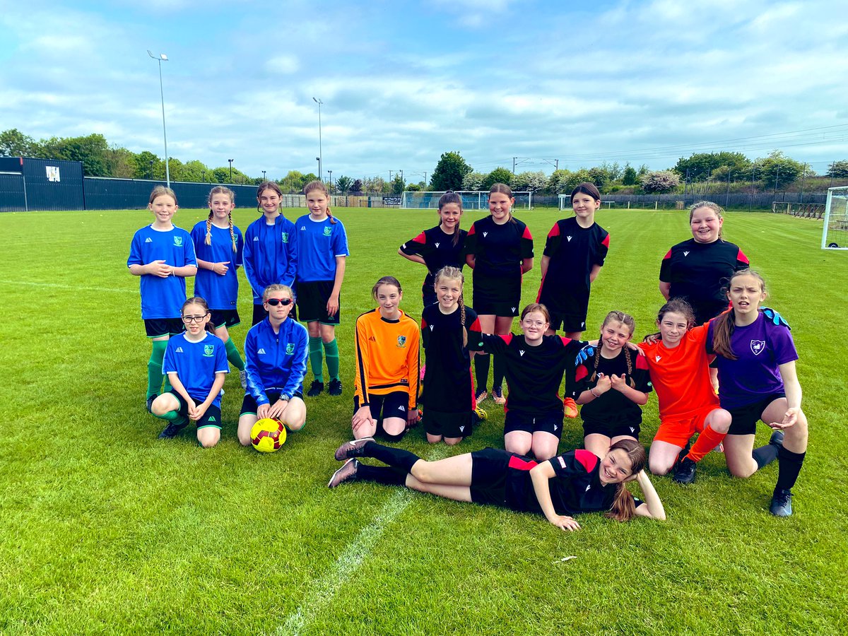 #NAEvents 💛🖤
 
It’s great to have teams from @glebeps & @Lawthorn_PS at our Girls World Cup today @KilwinningSC 

#WeekOfFootball

@audreynolan @ScotFASouthWest @ShirleyMartin_1 @NAActiveSchools