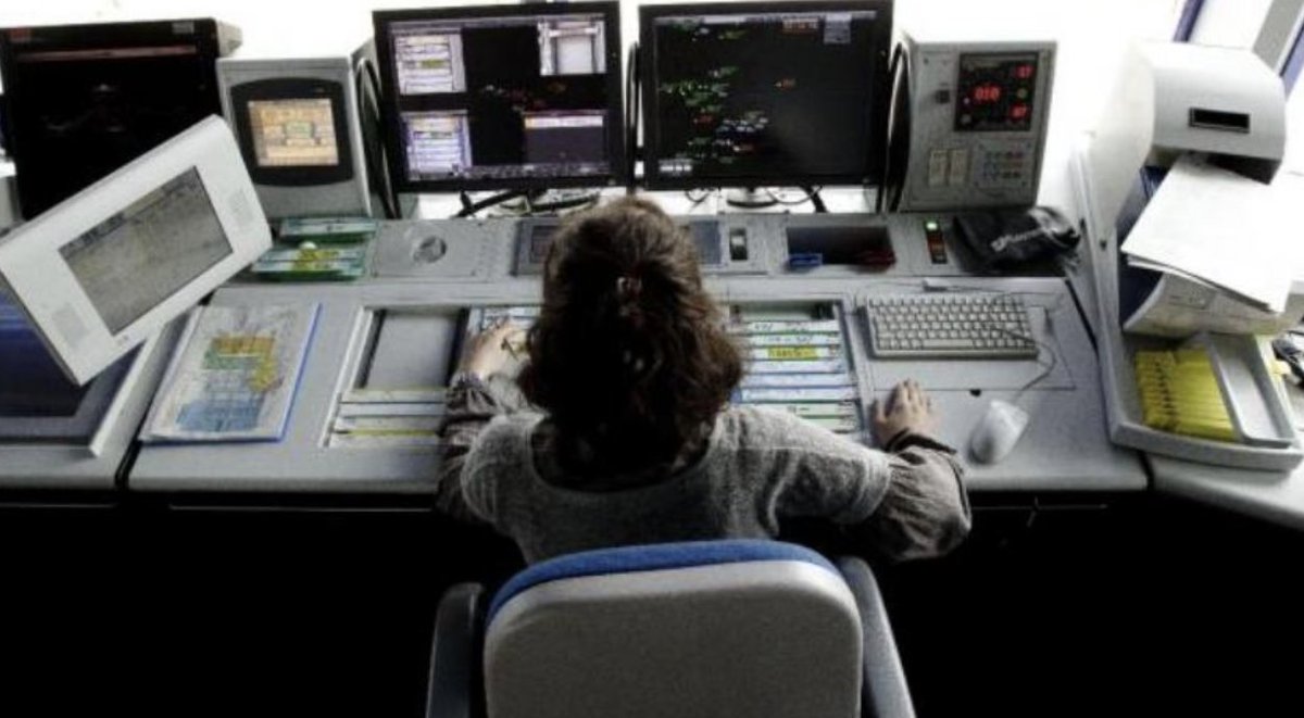 SPICAATC's tweet photo. 🔴 El Tribunal Supremo respalda el #DORA más reciente de @aena impugnado por #APCTA.
El documento no incluye el proceso de selección de nuevos proveedores civiles de servicios de tránsito aéreo en todos los aeropuertos de la red de Aena. 👉 https://t.co/FRnq7IaxcN https://t.co/LEFU7j038M