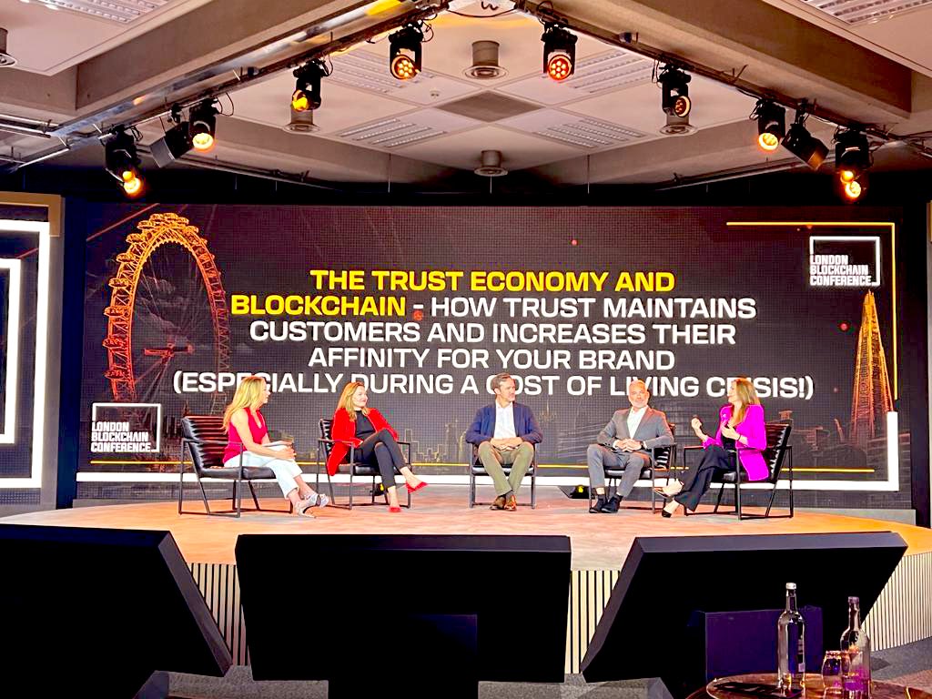 RealCoinGeek's tweet photo. Great work @RebeccaLiggero! 

Another brilliant conversation on The Trust Economy and Blockchain—ONLY at @LDN_Blockchain 

#LDNBlockchain23 https://t.co/ChTtplpDZl