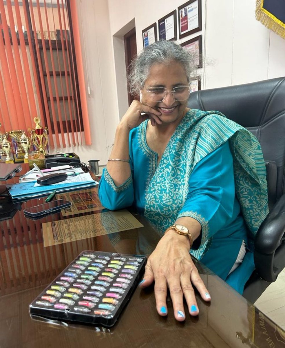 KNPS Phagwara India on Twitter "Summer camp all girls favorite nail art. The happiest moments